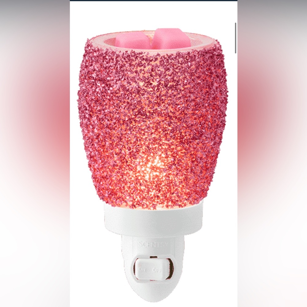 Magenta Scentsy Burner New!
